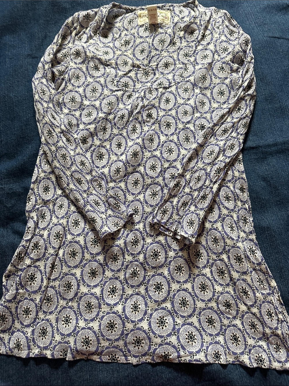 Aventura Women's Cream and Blue Patterned Tunic Top